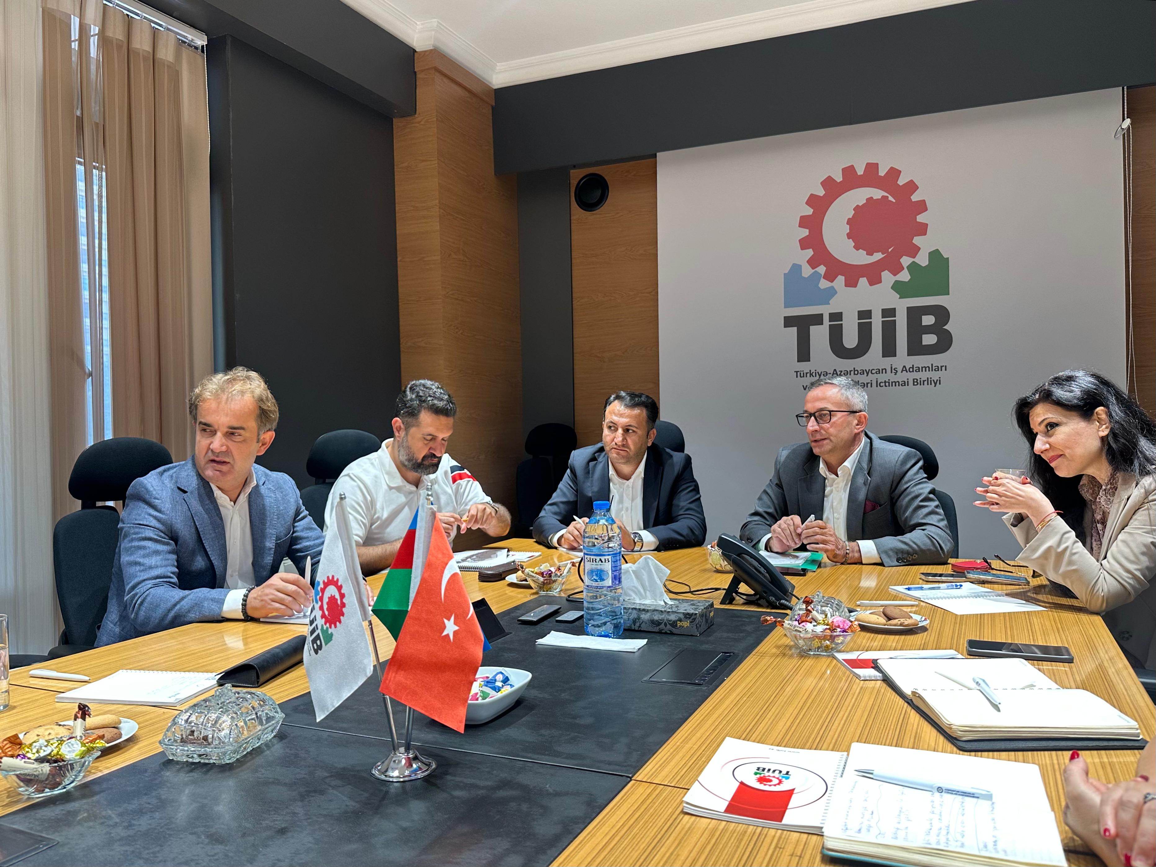 TÜİB-in Sənaye və Ticarət Komissiyası fəaliyyətə başladı.